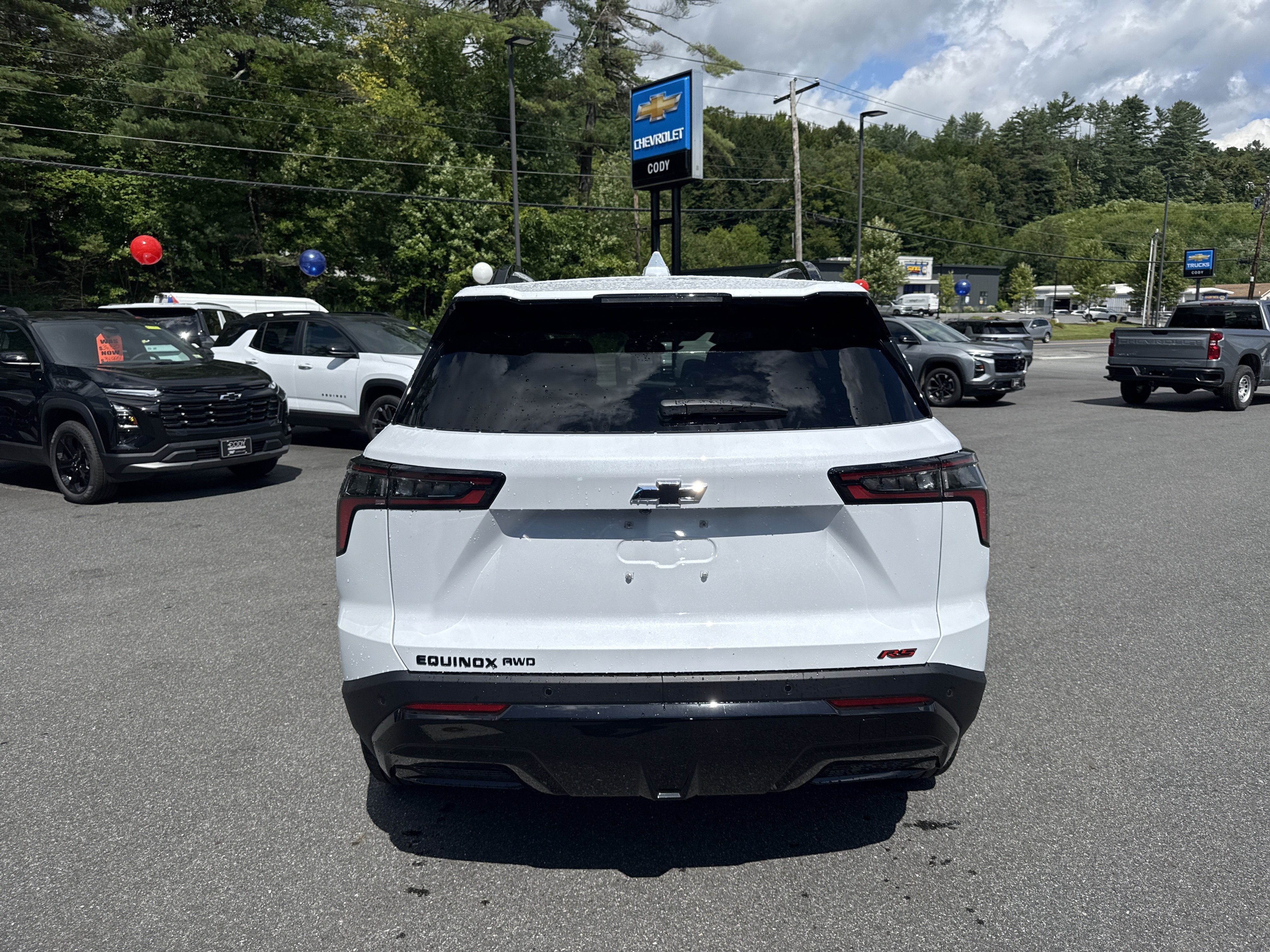 2027 Chevrolet Equinox — detail view