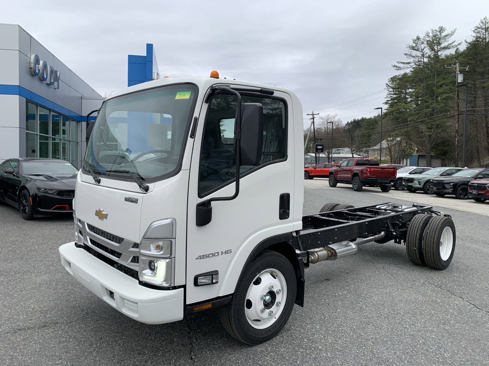 2024 Chevrolet Low Cab Forward 4500 HG Base in Arc White — front three-quarter view
