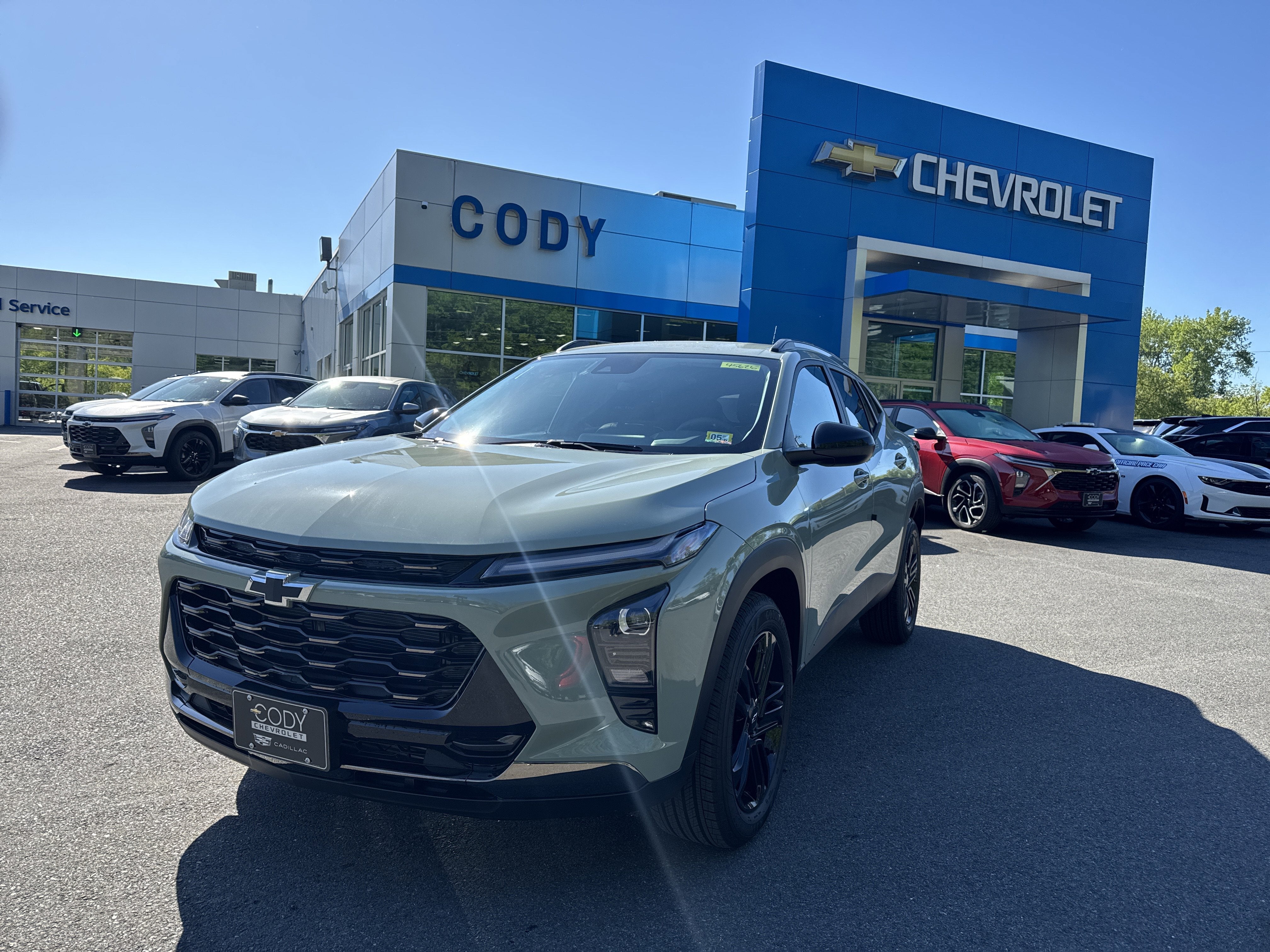 2026 Chevrolet Trax ACTIV in Cacti Green — front three-quarter view